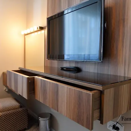 Family Apartment *